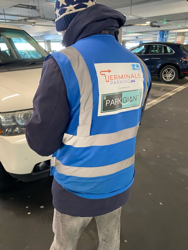 Heathrow airport parking - professional and secure Meet and Greet Service at discounted price